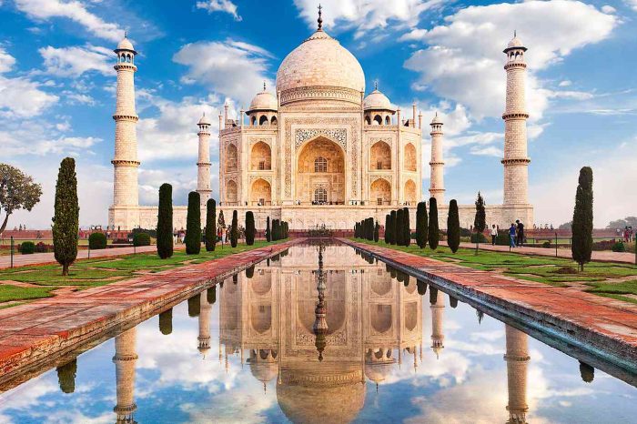 Taj Mahal Agra City Tour